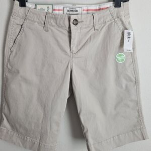 Old Navy Women's Khaki Bermuda Shorts